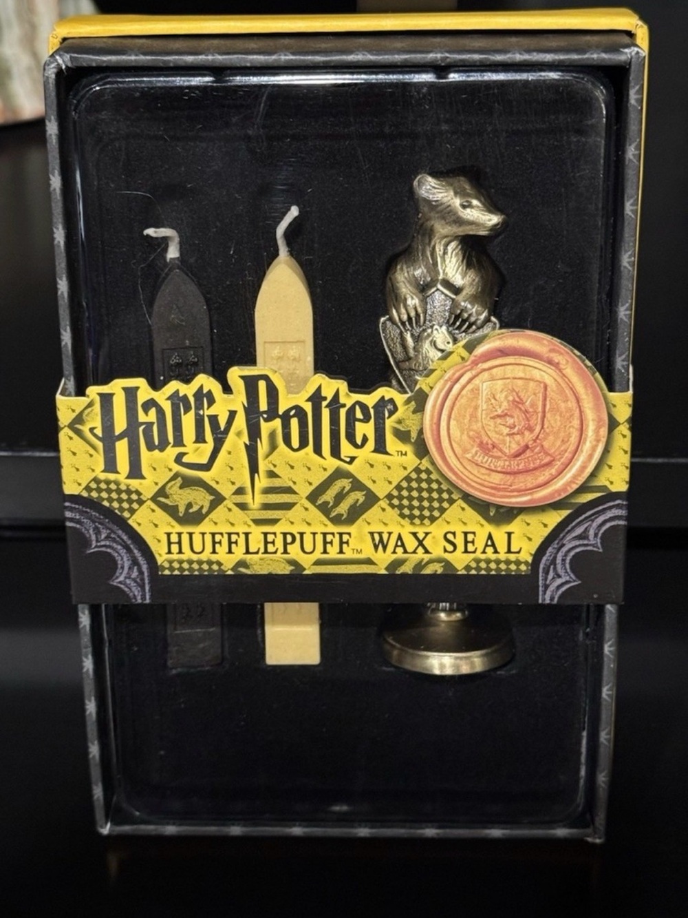 New in Box Harry Potter Hufflepuff Wax Seal Set